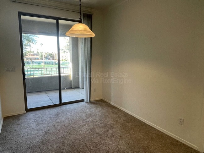 Photo - 955 E Knox Rd Unit 216