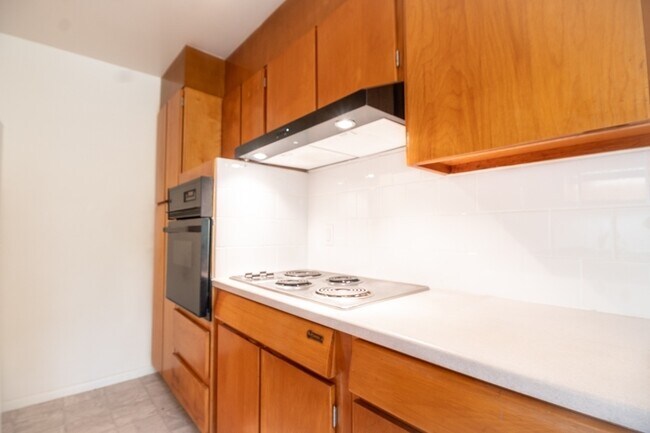 Photo - 5798 S Gallup St