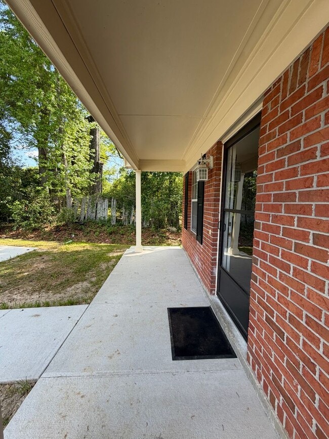 Photo - Gorgeous 2/2 newly renovated townhome available now!