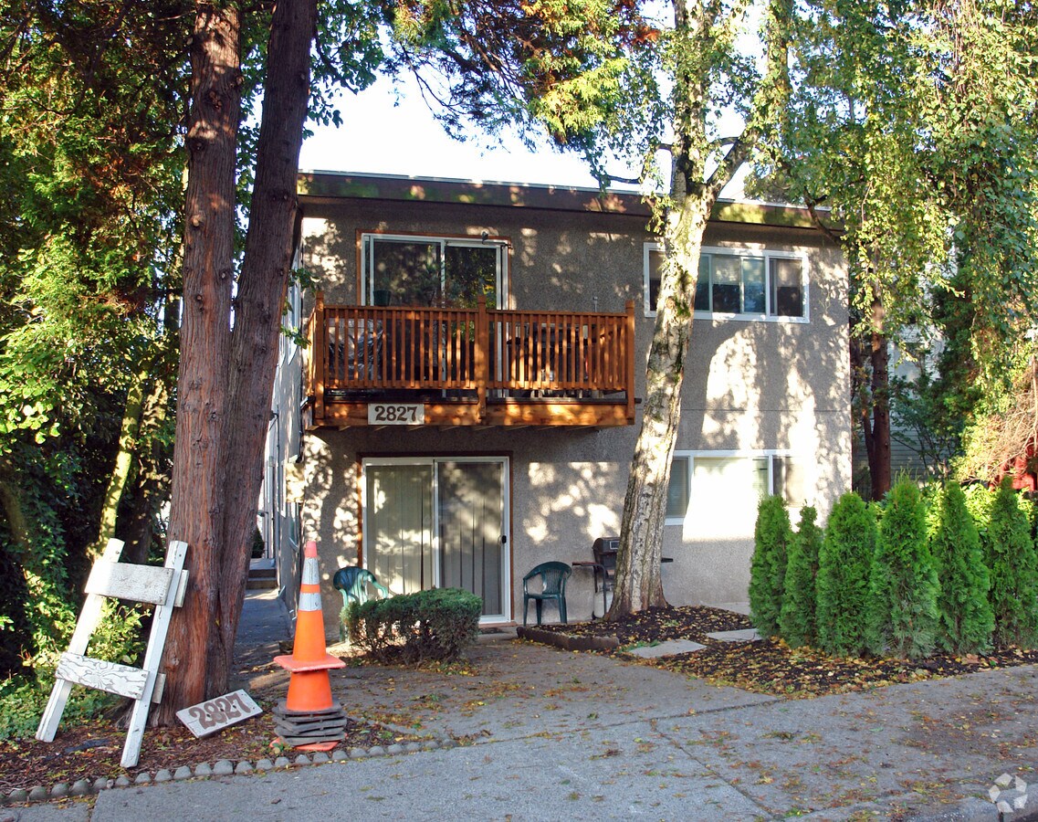 Whiterock Apartments - Whiterock Apartments