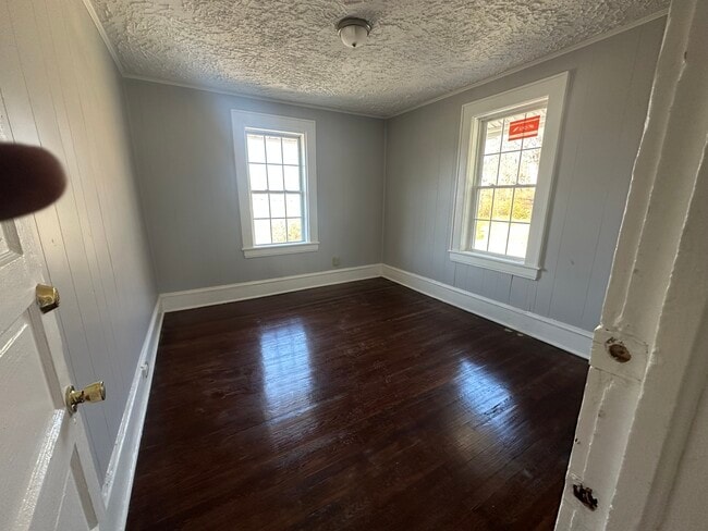 Photo - HANOVER DUPLEX Unit B