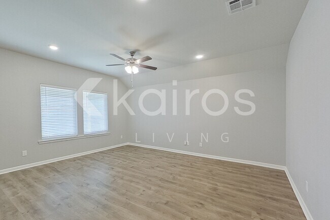 Photo - 115 ORTHELLO COURT