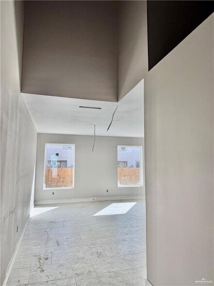 Photo - 2206 Corales St