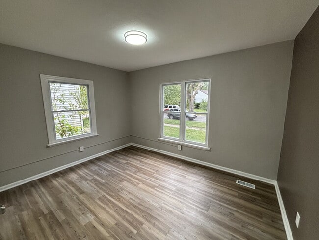 Photo - Charming 4-bed home in Gary!