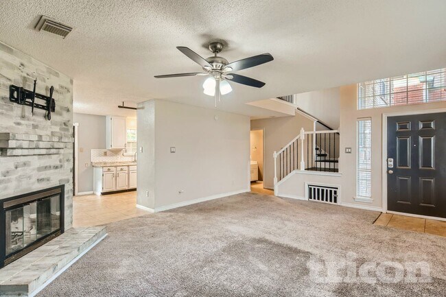 Photo - 3416 Tulip Ln