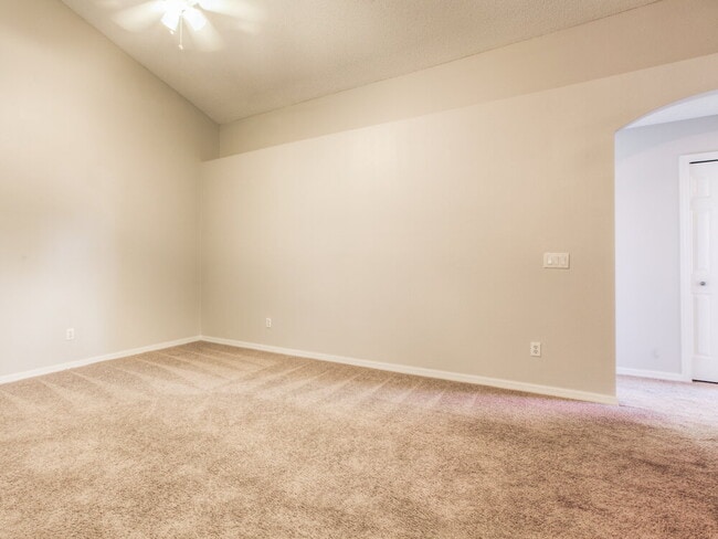 Photo - 1130 Ozark Ct