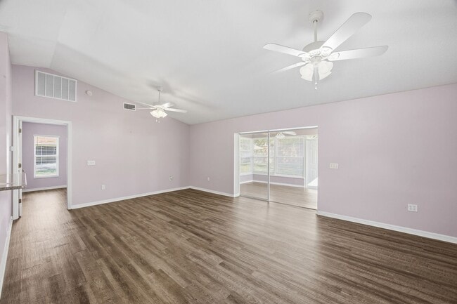 Photo - 3/2 Bedroom near Downtown Lakeland