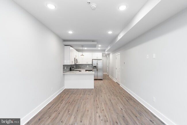 Photo - 1604 N 6th St