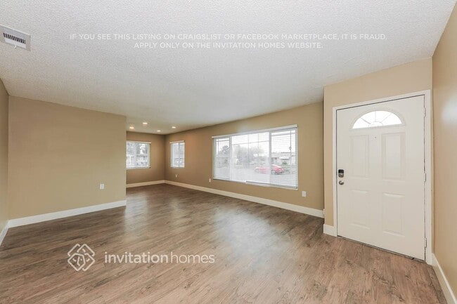 Photo - 6771 Dwight Way