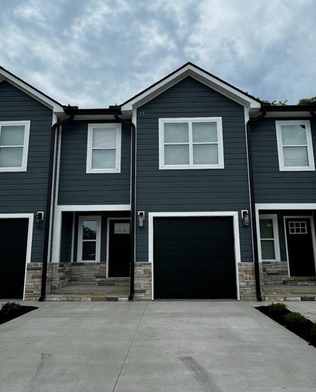 ???? Brand New 3BR/2.5BA Townhome for Rent... - ???? Brand New 3BR/2.5BA Townhome for Rent...