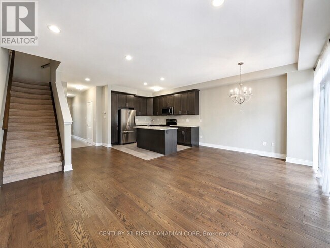 Photo - 2070 Meadowgate Blvd