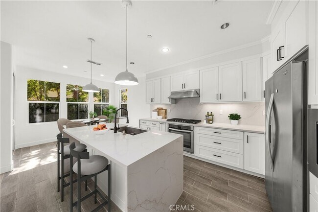 Photo - 83 Waterleaf