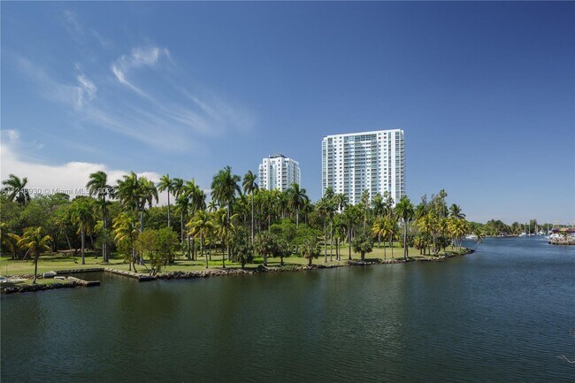 Photo - 1861 NW South River Dr Unit 2301