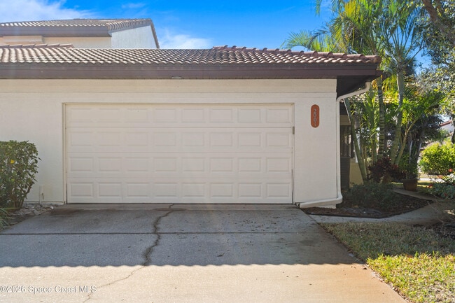 Building Photo - 2001 Parkside Pl