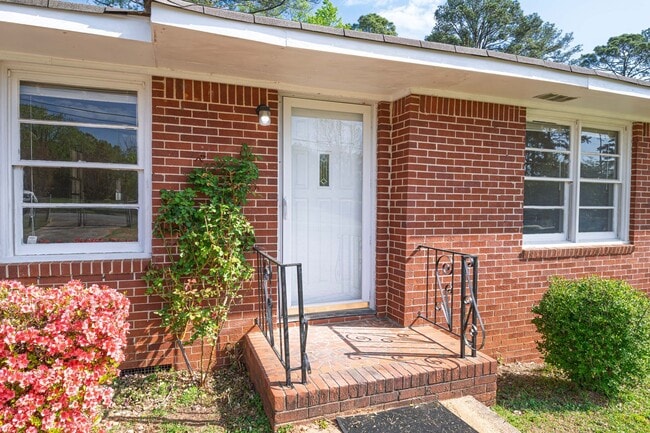 Photo - Updated 3BR Home with Fenced Yard on Quiet Street in Lake City