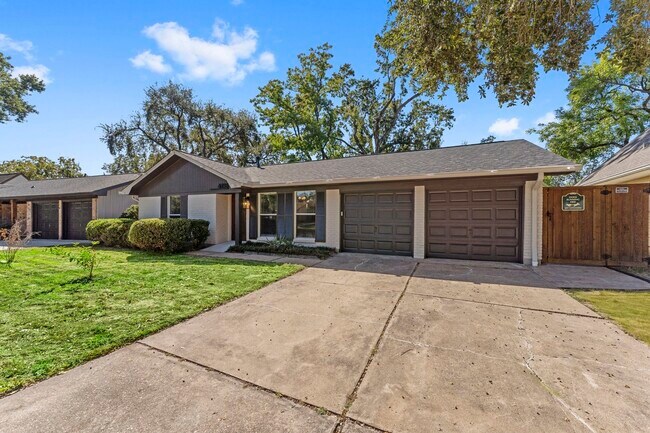 Photo - 4135 Hill Oak Dr