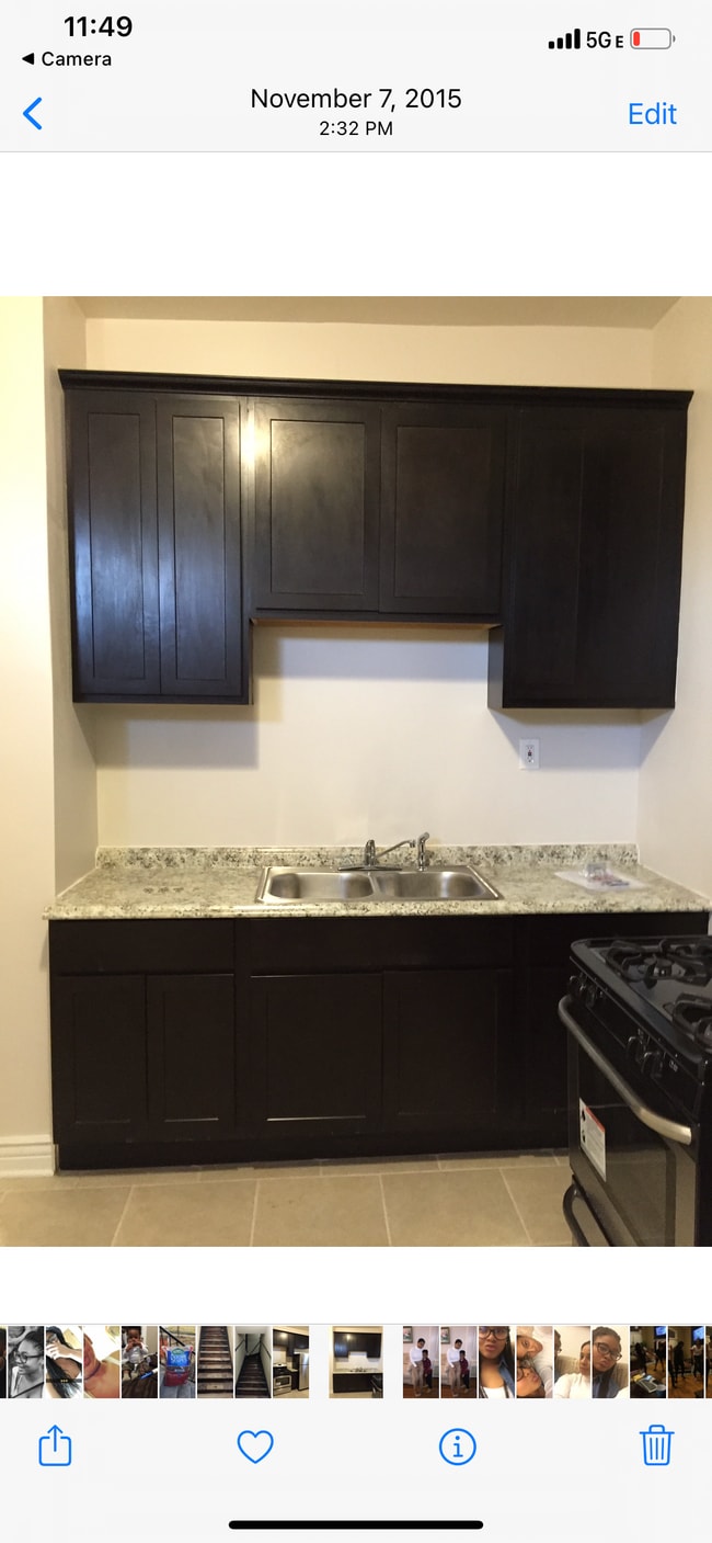 Kitchen - 5823 S Wabash Ave Unit 2