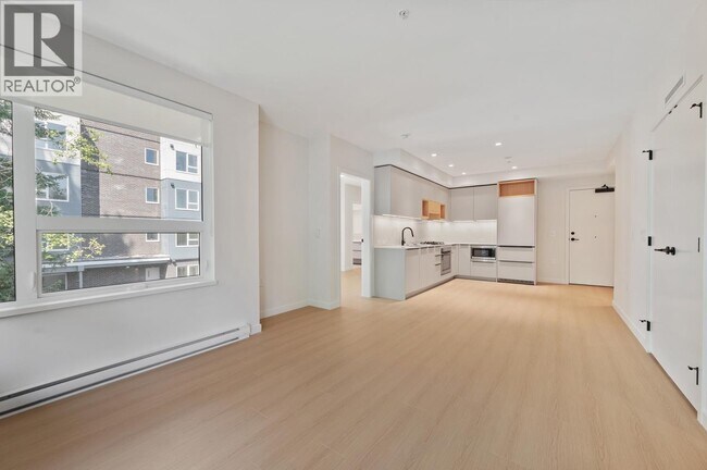 Photo - 2015 St Johns St Unité 60X