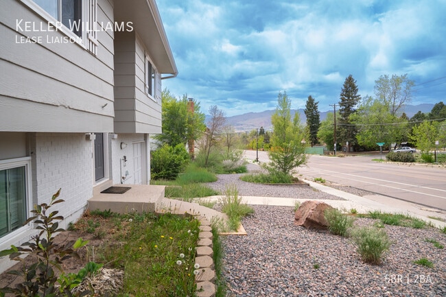 Photo - 1105 Mt View Ln