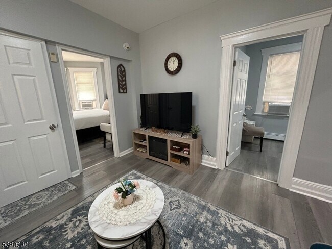 Photo - 1017 Anna St Unidad 1