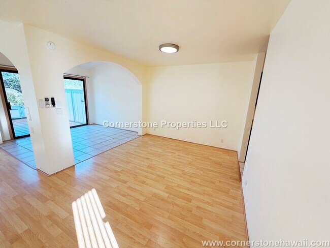 Photo - 95-235-235 Waioleka St