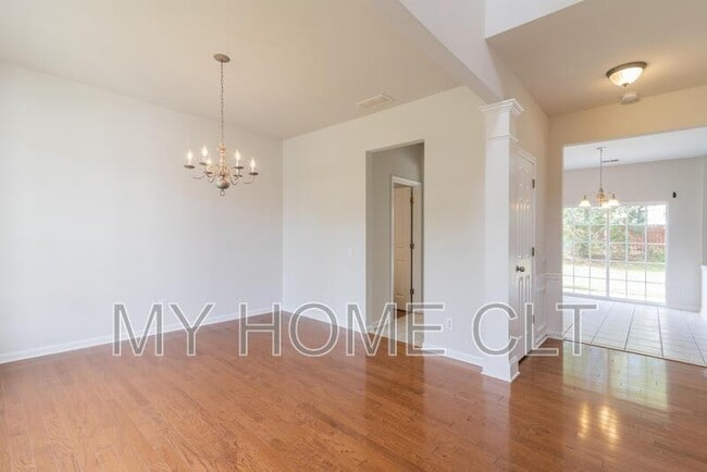 Photo - 2108 Arbor Vista Dr