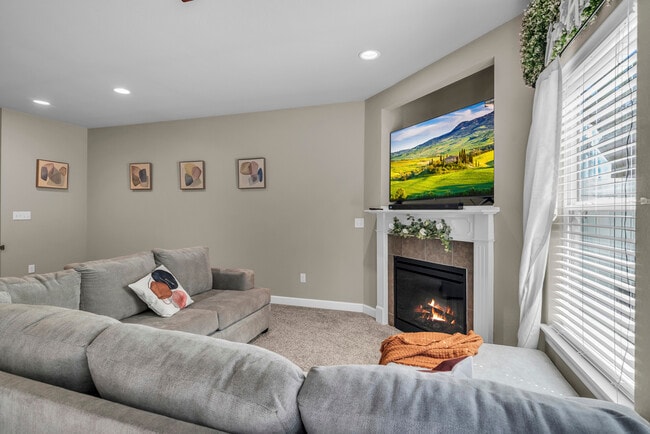 Photo - 9415 N Adrian Ave