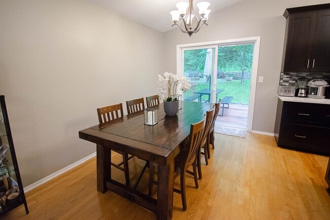Photo - Beautiful Furnished Home on Quiet Cul-de-Sac
