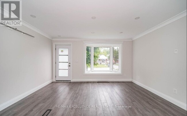 Photo - 49 Royce Ave