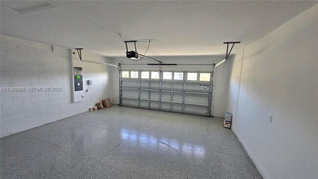 Photo - 487 Pine Tree Blvd