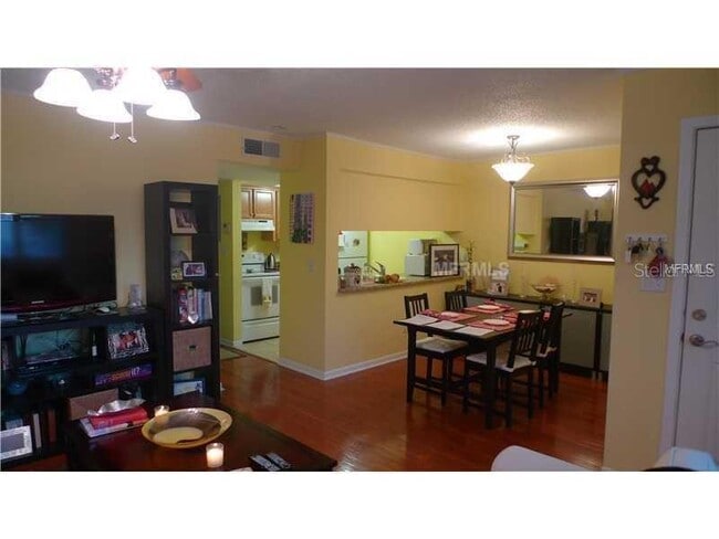 Photo - 3109 W Horatio St Unit A27