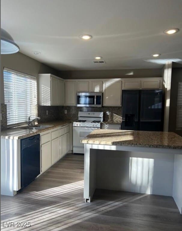 Photo - 10057 Yellow Canary Ave