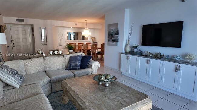 Photo - 1201 S Ocean Dr Unit 1903S