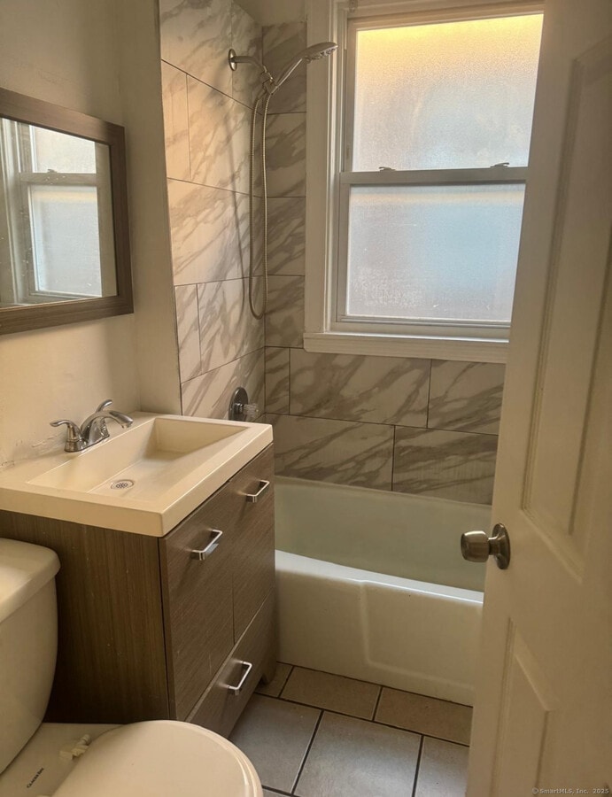 Photo - 293 Dover St Unit 2L