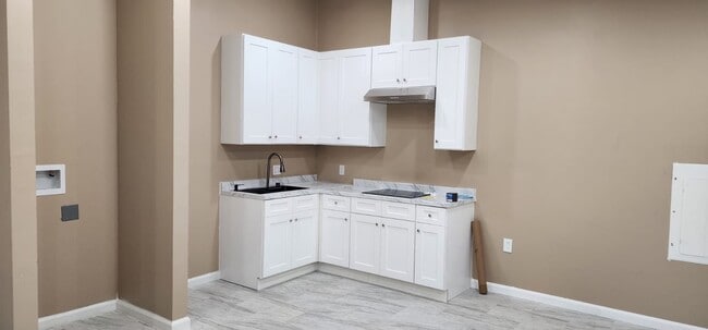 Photo - 1087 Monserate Ave