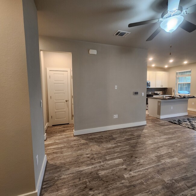 Photo - 7506 Burnham Pl