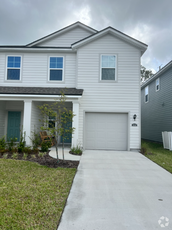 Building Photo - 14542 Macadamia Ln Rental