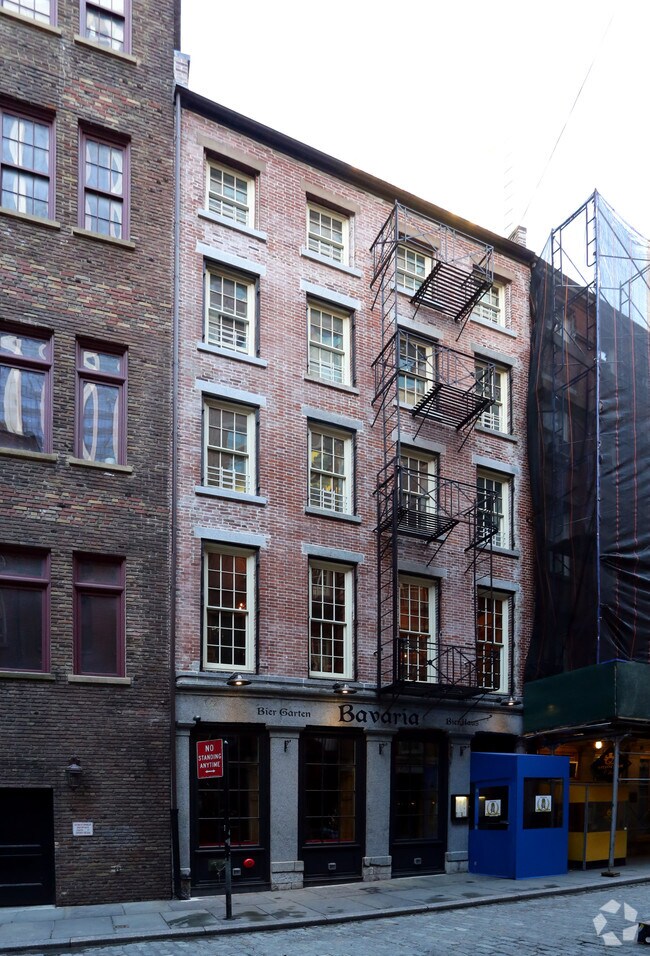 Photo - 19 S William St