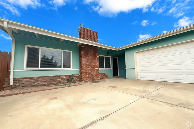 Building Photo - 4719 La Presa Ave Rental