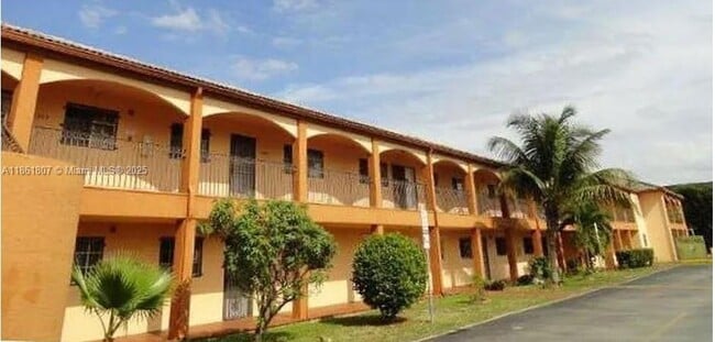 Building Photo - 8851 NW 119th St Unit 3303-3 Rental