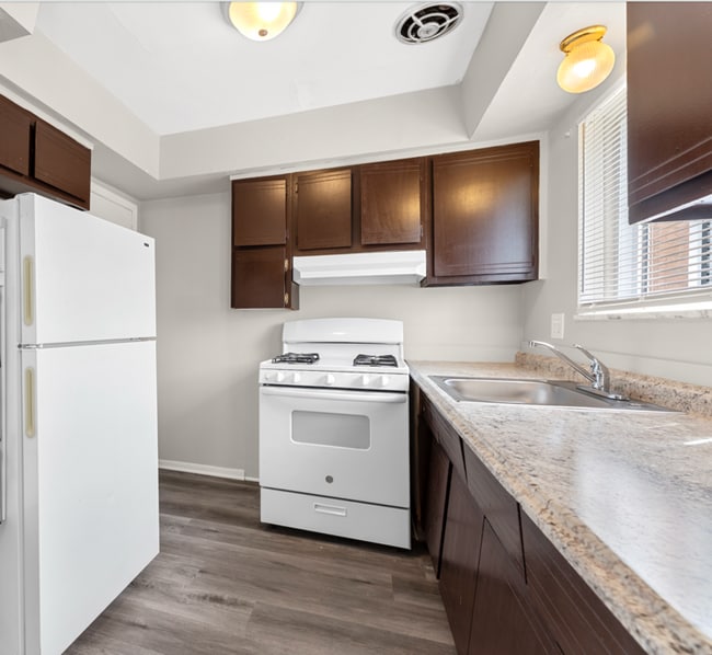 Photo - 24575 Kelly Rd