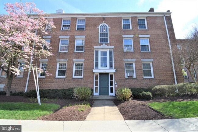 Building Photo - 2714 Ordway St NW Unit 6 Rental