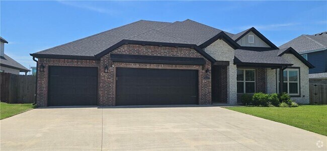 Building Photo - 4103 SW Wheatgrass Blvd Rental
