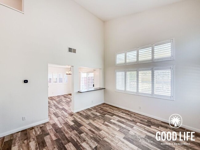 Photo - 1084 Forester Dr