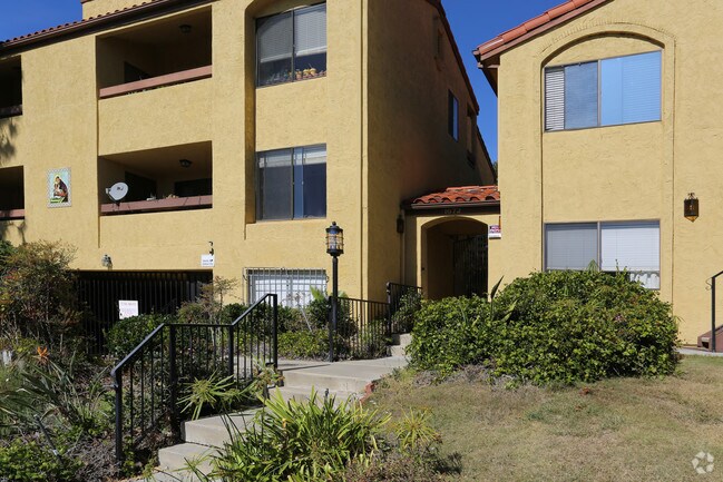 Photo - La Fonda Apartments