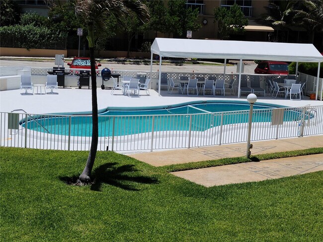 Photo - 1300 N Ocean Blvd Unit 201