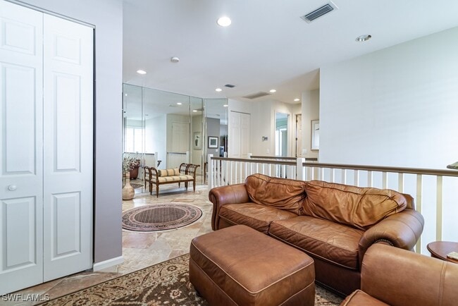 Building Photo - 8460 Abbington Cir Unit 1821