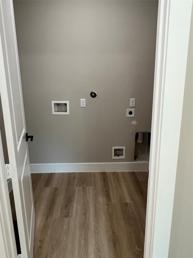 Building Photo - 20027 Venetto St