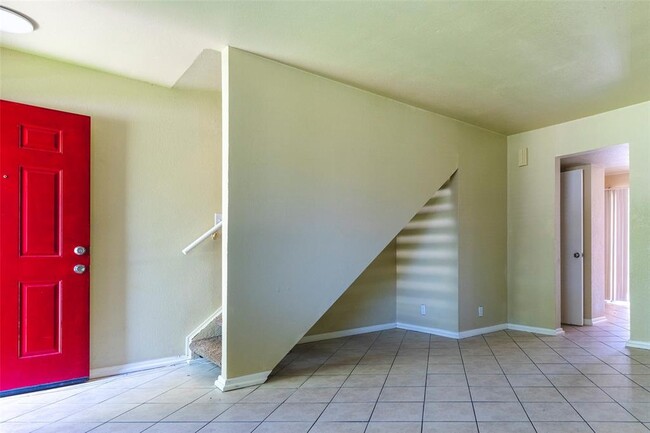 Photo - 8809 Dawnridge Cir