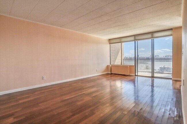 Photo - 9060 PALISADE Ave Unit 307